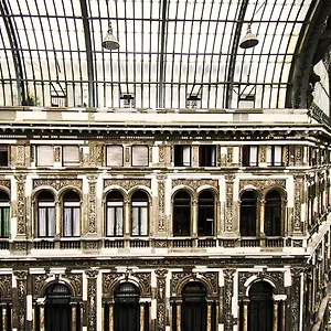 Casa de hóspedes Domus Sibyllina, Galleria Umberto I
